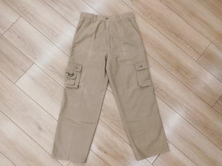 Kapsáčové nohavice, 158