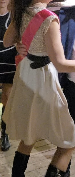 Krásne spoločenské šaty l, l