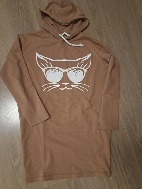 Predlzena mikina, 152