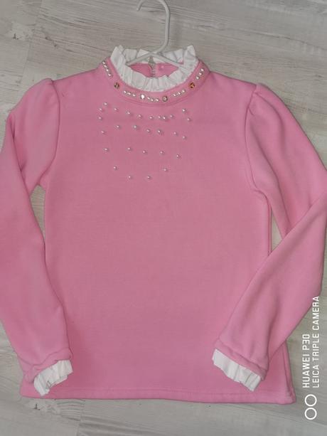 Zateplený pulóvrik s perličkami a golierikom, 134