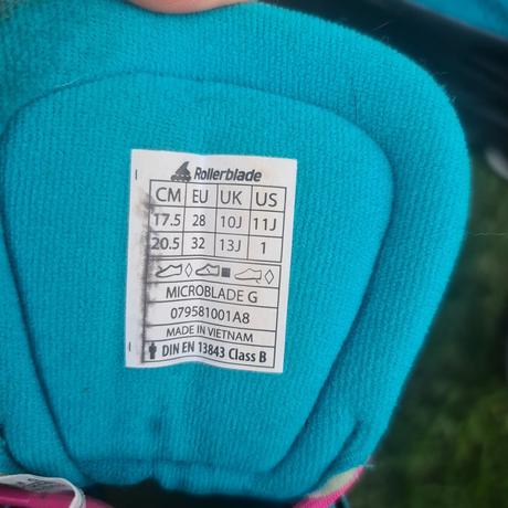 Kolieskové korčule, rollerblade,32