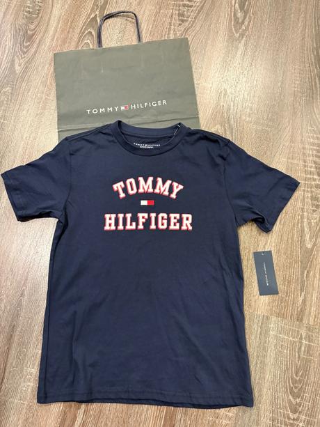 Tommy hilfiger chlapcenske tričko na 10 rokov, tommy hilfiger,140
