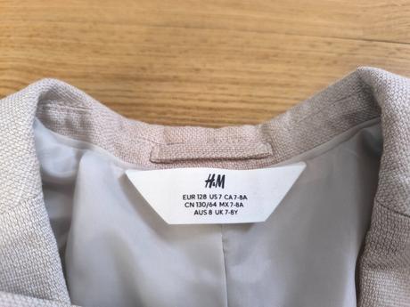 Predám chlapčenský oblek, 128