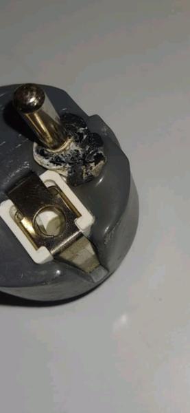 Problém s káblom od práčky