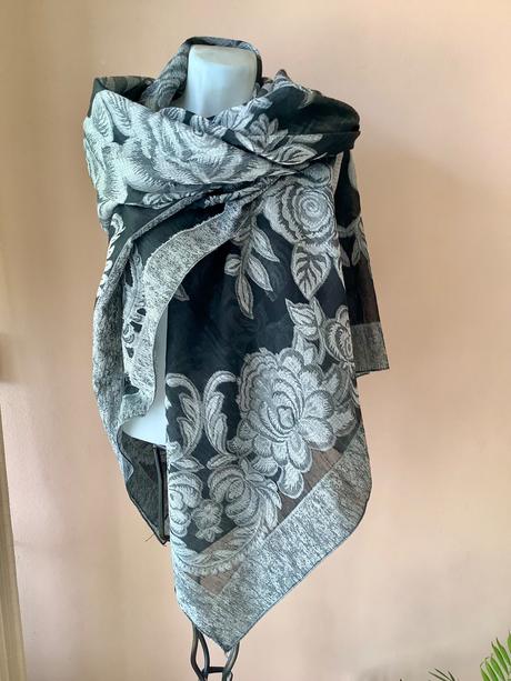 Krasna veľká satka, 