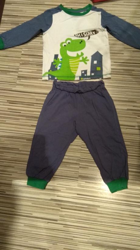 Predám detské pyžamo, reserved,92