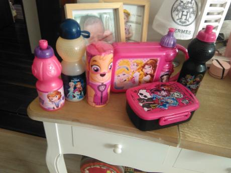 Flase a desiatove boxy, 