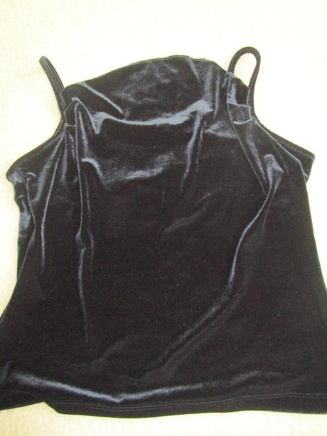 3076. znač. top, marks & spencer,l