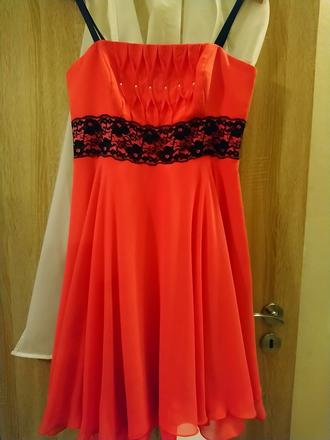 Šaty spoločenské na ramienka, 38