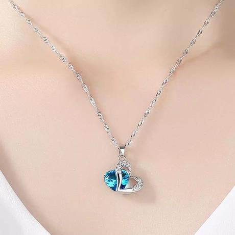 Retiazka s príveskom srdiečko,