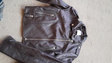 Rôzne druhy bund, m