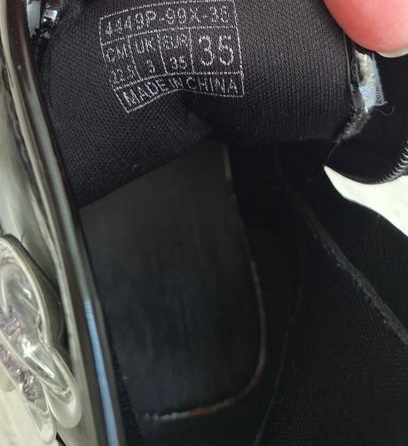 Čižmy reserved, reserved,35