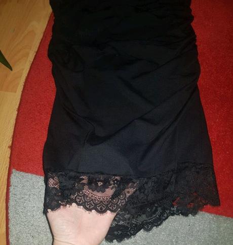 Nenosena elast.sukňa s čipkou, xl