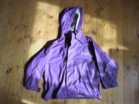 Pogumovaná bundička do dažďa, 134