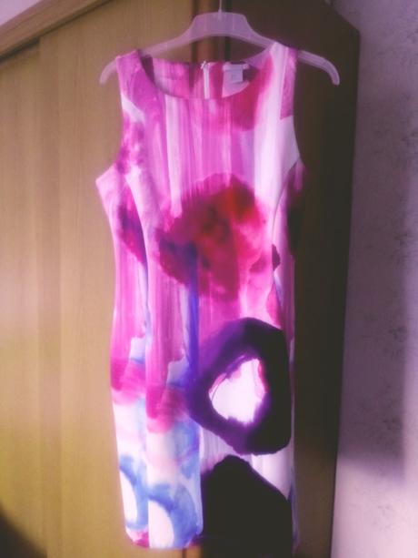 Krásne elegantné šaty., m