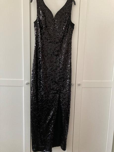 Spoločenské šaty, 38