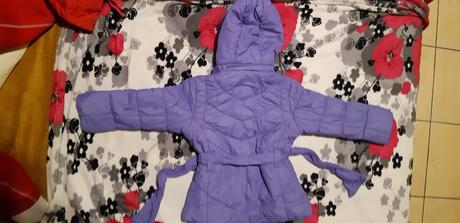 Dievčenská vetrovka, 104