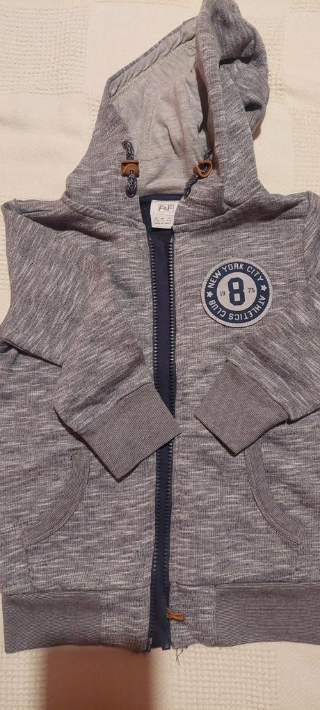 Siva mikina., f&f,110