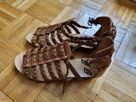 Predám hnedé sandále veľ 36, zara,36