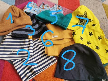 Sada čiapok, šály, čelenky, 104