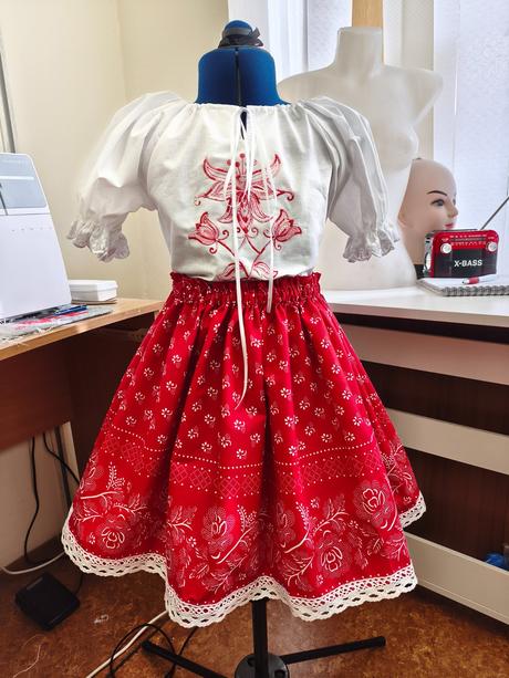 Folk krojik,