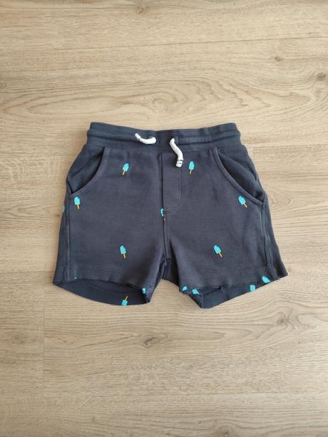 Kraťasy, zara,110