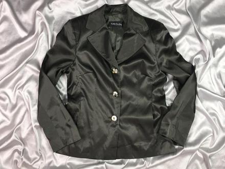 Luxusné elegantné sako, 38