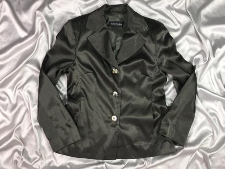 Luxusné elegantné sako, 38