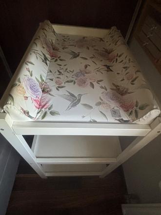 Prebalovaci pult ikea,