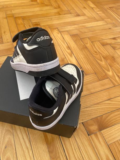 Tenisky, adidas,28