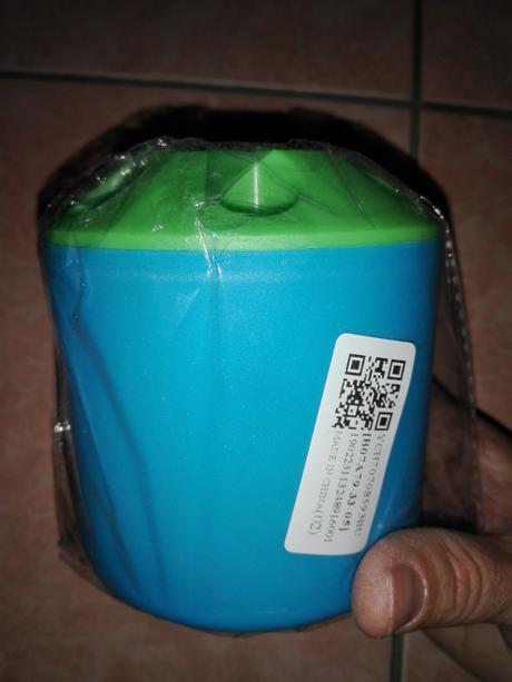 Poharik na pastu a zubne kefky, 