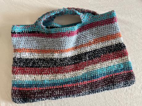 Pletená taška-kabelka farbená,