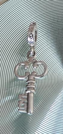 Strieborný prívesok rosato,