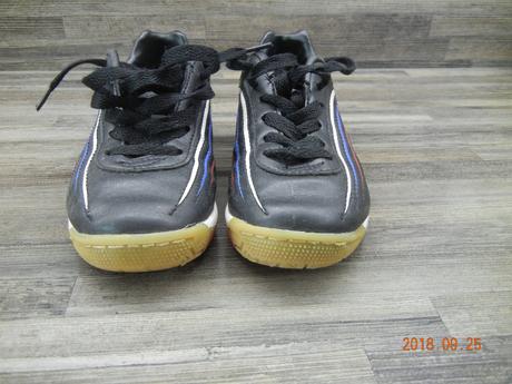 Futbalové halové tenisky, 30