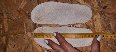 Vlozka do topanky, 27