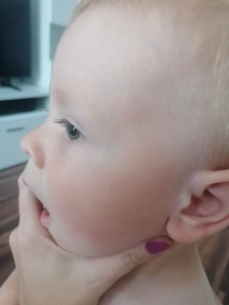 Má môj synček krupicu na tvári?