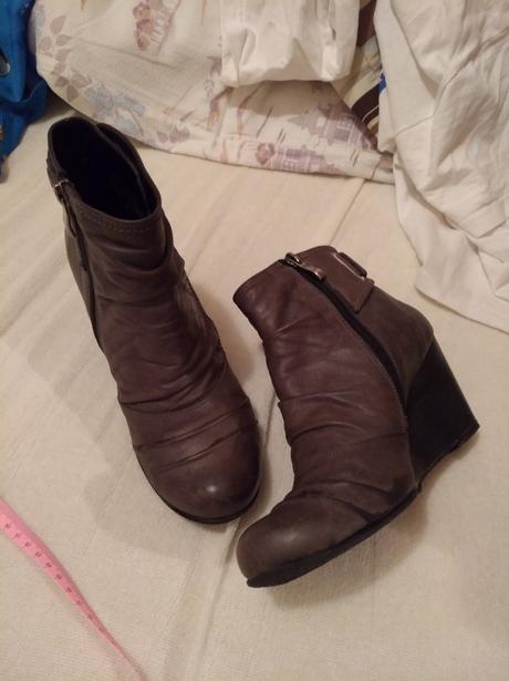 Clenkove na vysokom opatku, 37