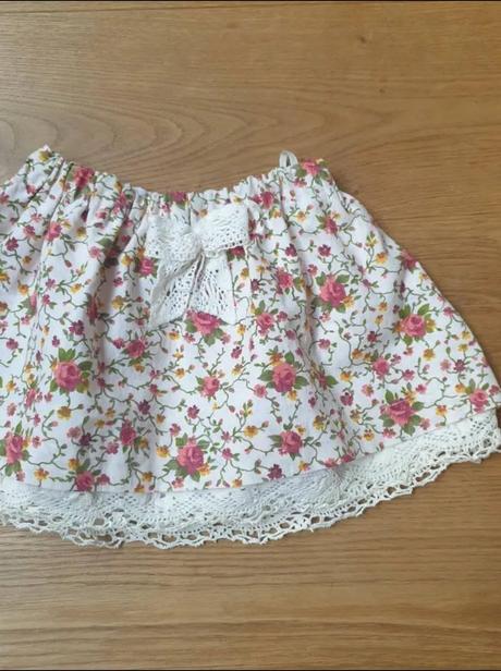 Kvetinová suknička, 92