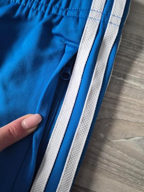 Krásne adidas tepláky - ako nové, adidas,146