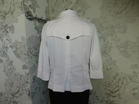 Luxusny damsky strečovy blejzer/kabatik, s