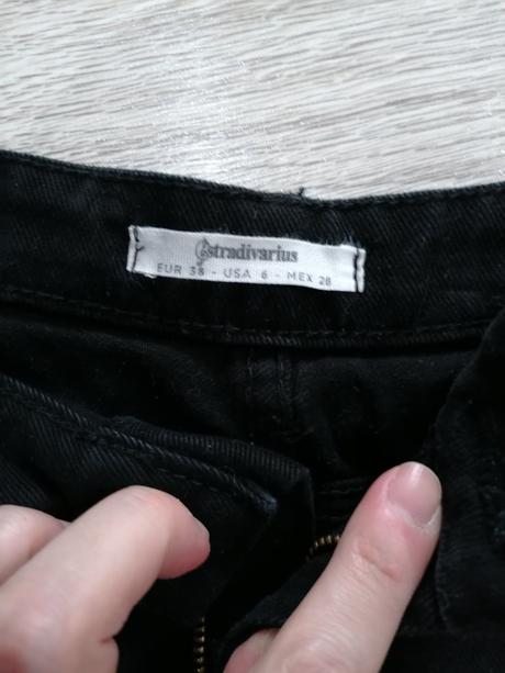 Dámske šortky, stradivarius,38