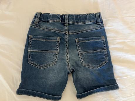 Kraťasky v. 104, f&f,104