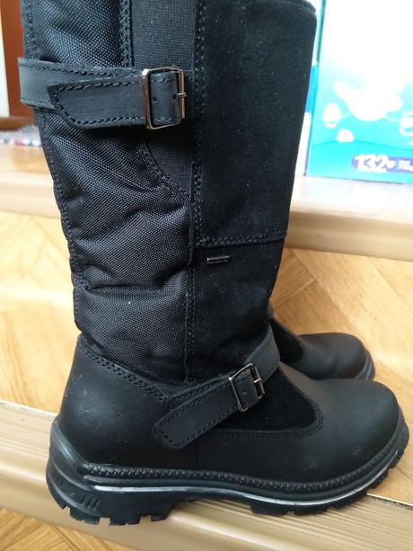 Nepremokavé čižmy, 37