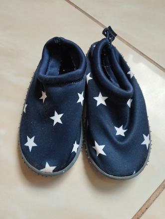 Topánky do vody, 25