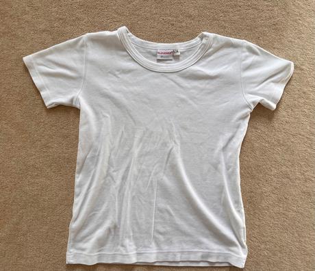 Biele tričko vhodné na telesnú, slovenka,128