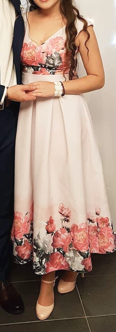 Spoločenské šaty, m