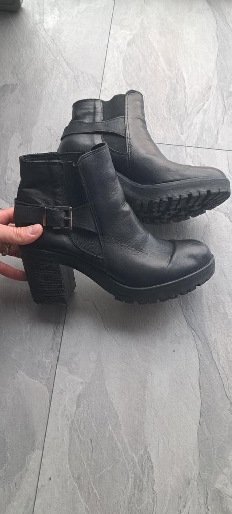 Členkove kozene cizmy, 40