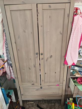 Detská skriňa + prebalovací pult/ polička,