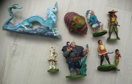 Predám figúrky raya, 