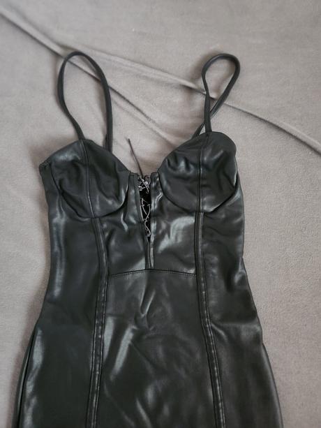 Dámske mini šaty xs, bershka,xs